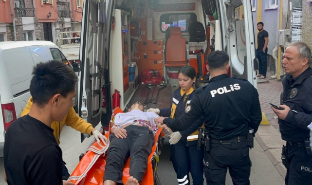 Eskişehir’de mobil oyun kavgasında 2 arkadaşını bıçakladı