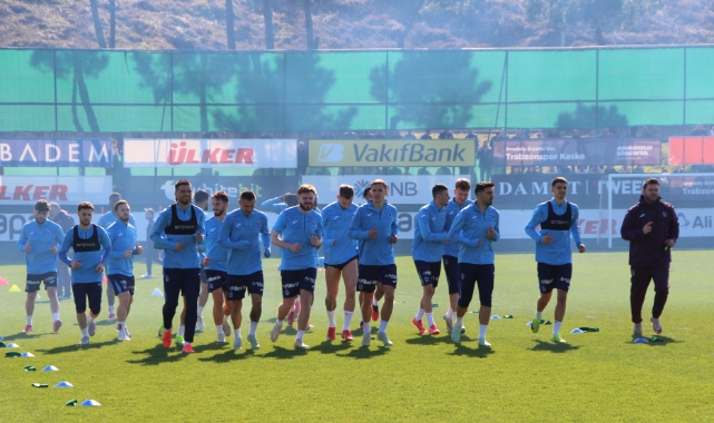 Fatih Tekke'li Trabzonspor'dan taraftara açık antrenman