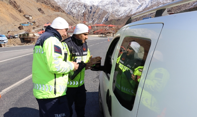 Hakkari’de trafik denetimi
