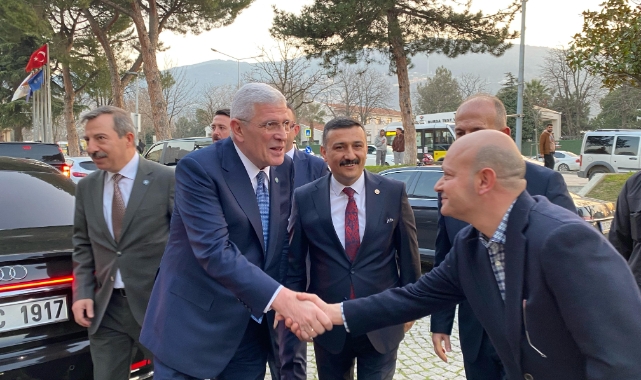 İYİ Parti Genel Başkanı Müsavat Dervişoğlu Bursa'da partililerle iftarda buluştu