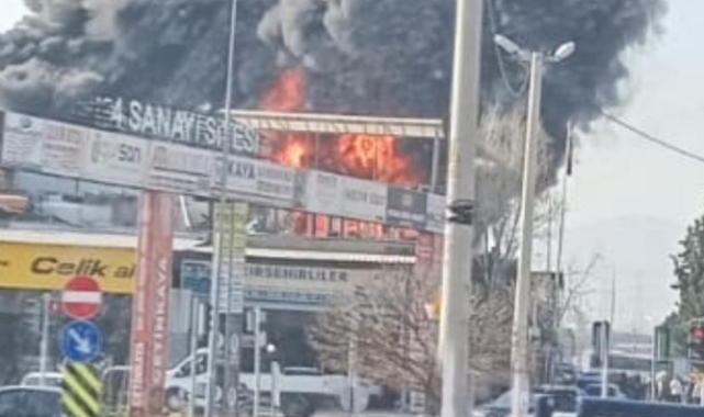 İzmir'de 4. Sanayi Sitesi'nde yangın!