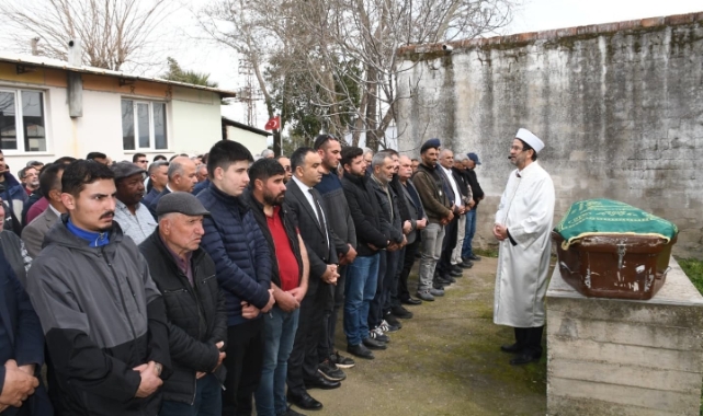 İzmir'in sevilen muhtarı hayatını kaybetti