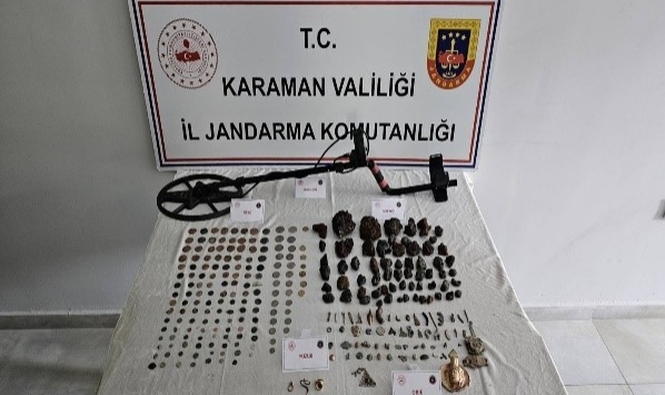 Karaman'da 118 adet göktaşı ele geçirildi