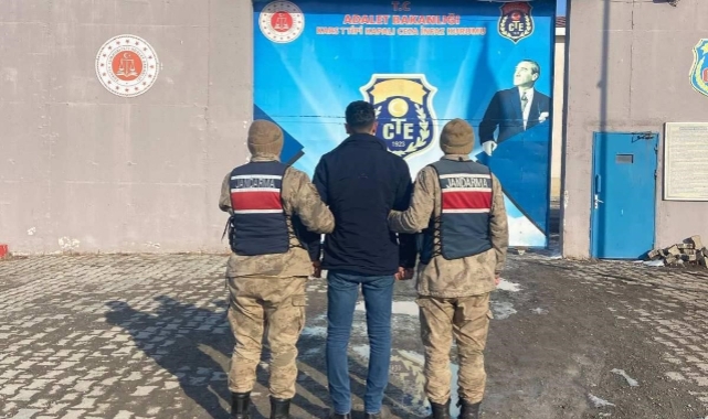 Kars’ta hakkında 3 yıl hapis cezası olan bir kişi yakalandı