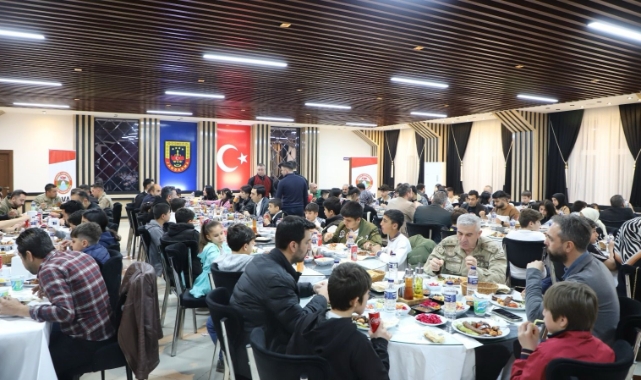 Kaymakam Uğuz çocuklarla iftar sofrasında buluştu