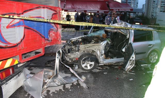 Kayseri'de feci kaza: 1 ölü, 1 yaralı