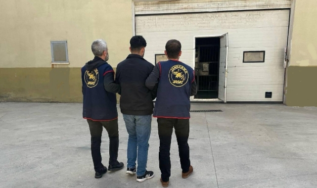 Kesinleşmiş hapis cezası bulunan 3 şahıs yakalandı