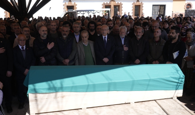 Kılıçdaroğlu Tunceli'de kuzeninin cenazesine katıldı