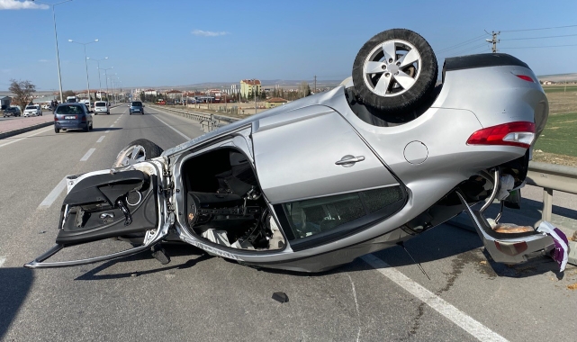 Kulu'da takla atan otomobilin sürücüsü ağır yaralandı