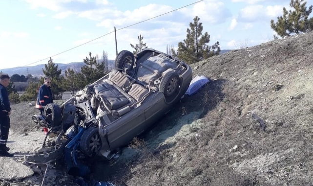Kütahya'da otomobil takla attı: 1 ölü