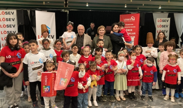 LÖSEV Bursa'dan geleneksel iftar buluşması