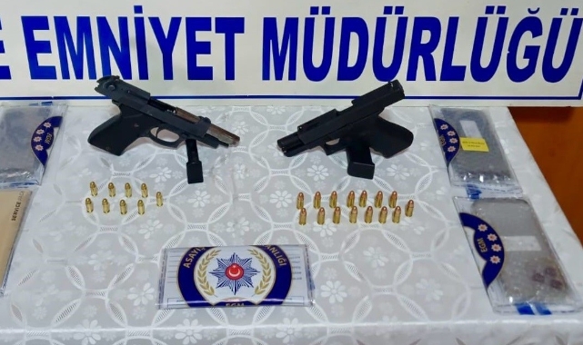 Mersin'de aranan 196 şahıs cezaevine teslim edildi