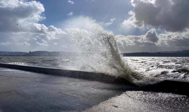 Meteoroloji uyardı! Ege Denizi'nde fırtına alarmı