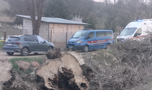 Mezarlık çıkışı amcasının silahlı saldırısında öldü