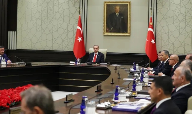 MGK'dan 'terörsüz Türkiye' mesajı! "Bölücü terör örgütünün feshi yakından takip ediliyor"