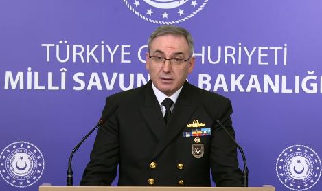 Yunan askerlerinin tepki çeken Türkiye sloganlarına MSB'den açıklama
