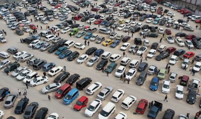 Otomobil alacaklara uyarı! "Parası olan ihtiyacı olan otomobile yatırım yapsın"