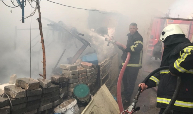 Reyhanlı’da odunlukta çıkan yangın korkuttu