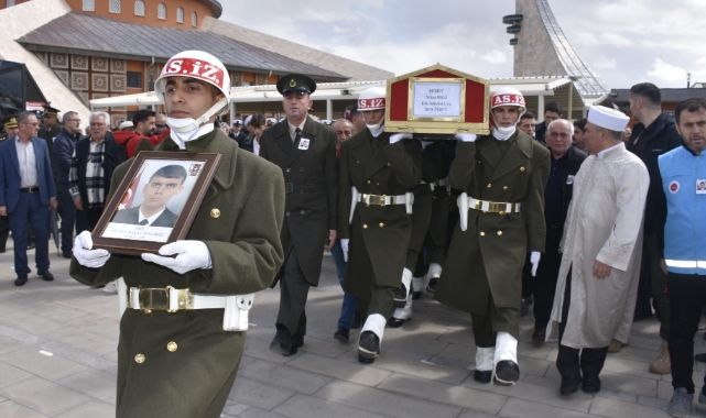 Şehit astsubay son yolculuğuna uğurlandı