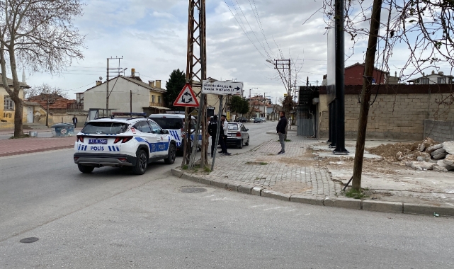 Tartışmada silahtan çıkan kurşun yoldan geçen sürücüyü yaraladı