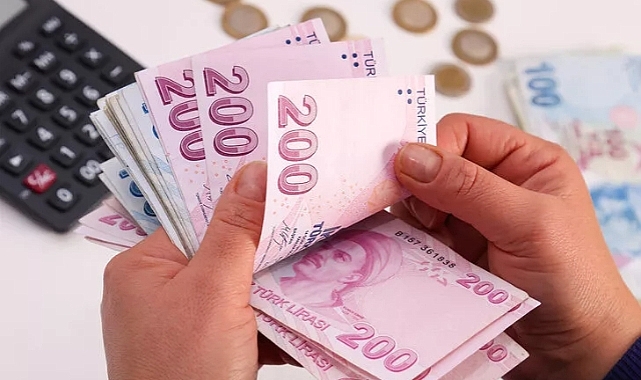 Ticaret Bakanı Bolat duyurdu! İhracatçılara finansman desteği geliyor