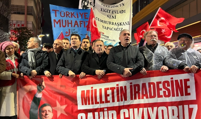 Trabzon'da vatandaşlar Ekrem İmamoğlu için yürüdü