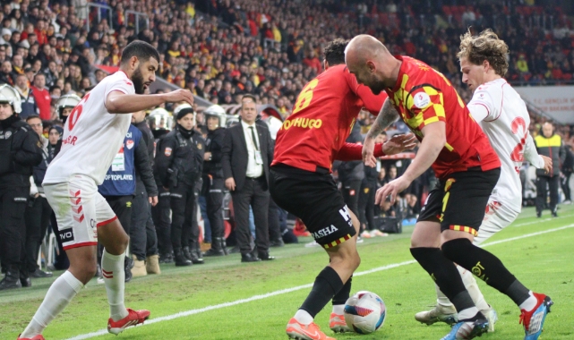 Trendyol Süper Lig: Göztepe: 2 - Samsunspor: 2