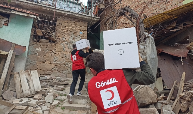 Türk Kızılay’ı Uşak’ta Ramazan ayında 735 aileye yardım eli uzattı