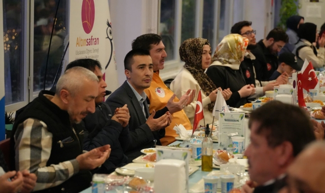 Uluslararası öğrenciler iftarda buluştu