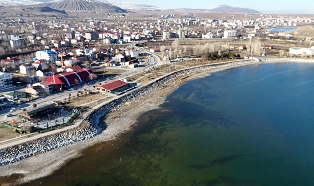 Van Gölü'nde korkutan tablo!