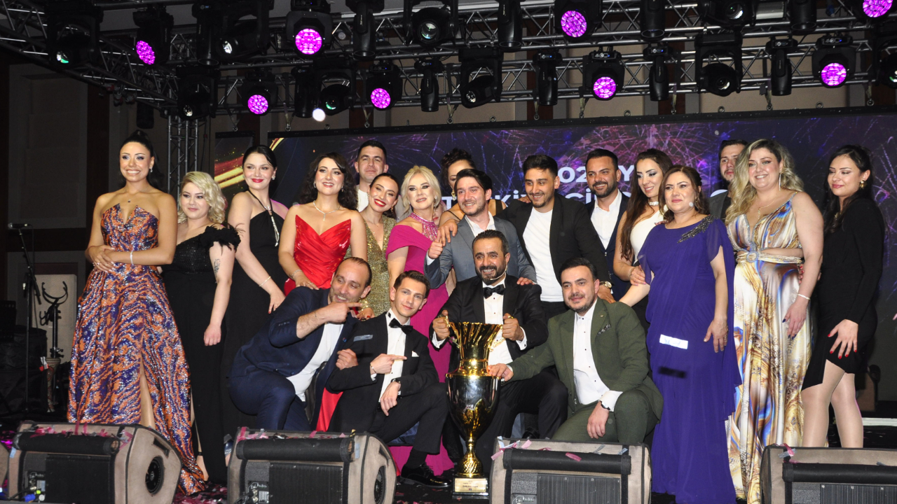 Gayrimenkulün yıldızları ödüllendirildi