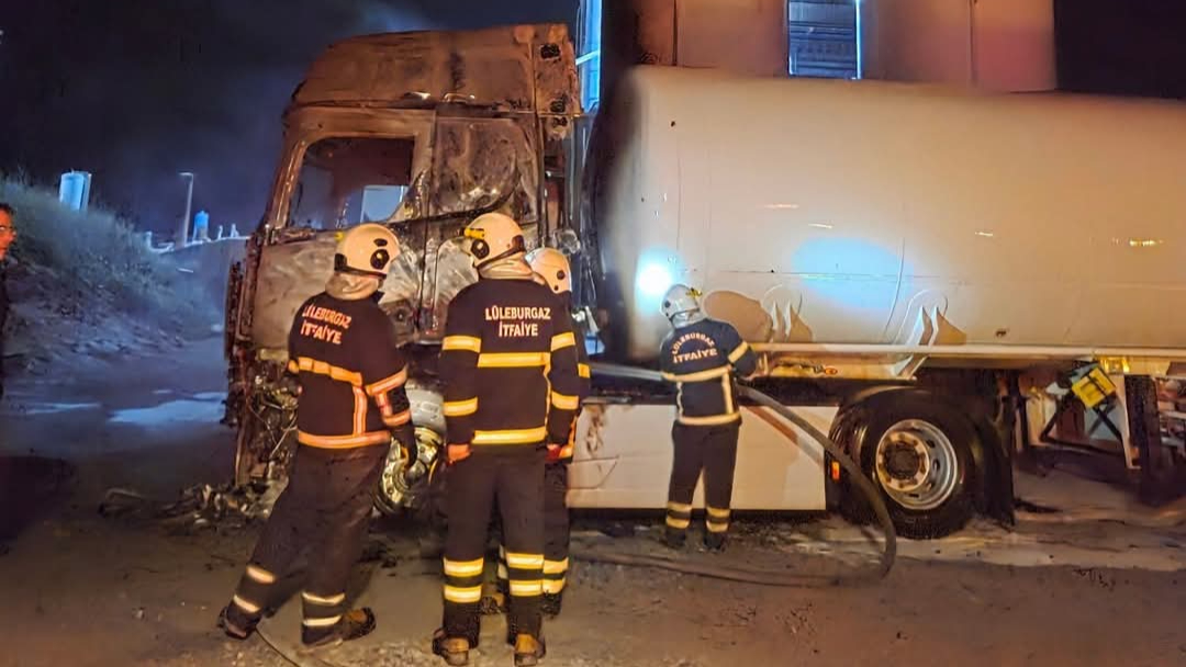 Kırklareli'de LPG tankerinde dolum sırasında yangın!