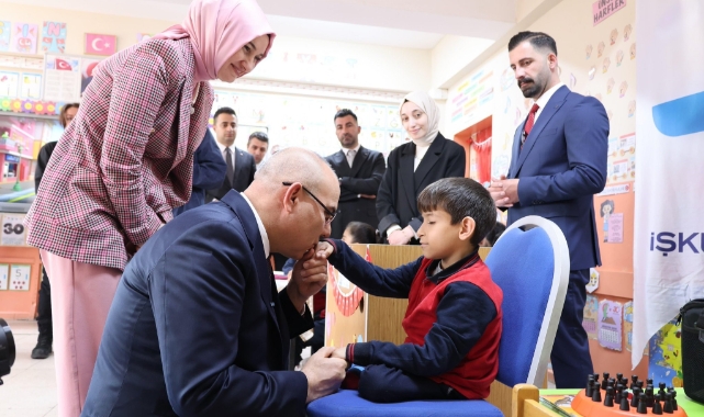 Ağrı'da eğitime dokunan proje: Binlerce öğrenci sıralarına kavuştu