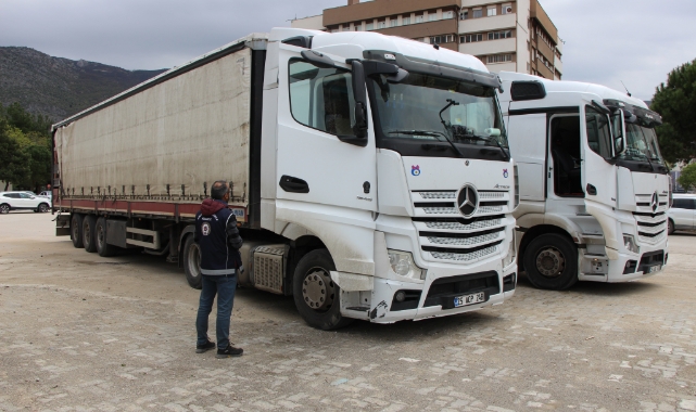 Amasya’da 5 kaçak göçmen yakalanan 2 tırın sürücüleri tutuklandı