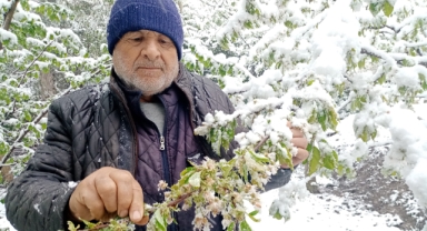 Amasya’da kardan 63 köy yolu ulaşıma kapandı