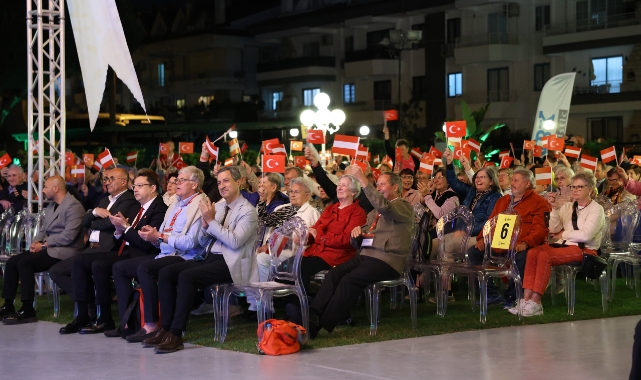 Avusturyalı Turistlere ‘Hoş geldiniz' partisi