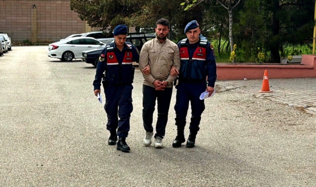 Aynı aileden 4 kişinin öldüğü kazada tır sürücüsü tutuklandı