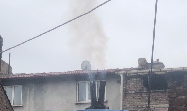 Bacadan çıkan duman mahalleyi sardı