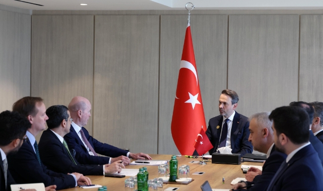 Bakan Bayraktar Güney Gaz Koridoru Danışma Kurulu Toplantısı'nda