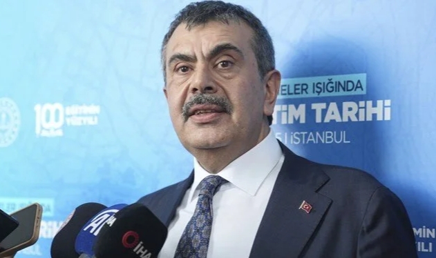 Bakan Tekin'den caps paylaşımları iddialarına yanıt