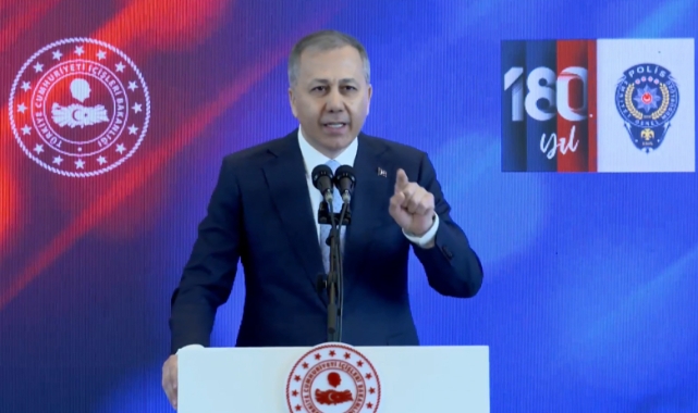 Bakan Yerlikaya: Meşruiyeti sokakta arayanlara en net cevabı polislerimiz verdi