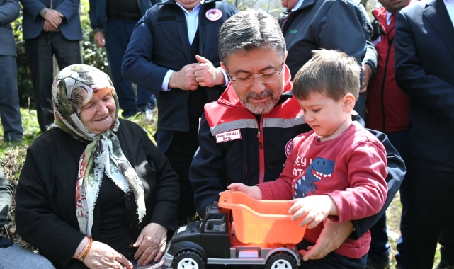 Bakan Yumaklı'dan zirai don açıklaması! "Hasarı oranında karşılayacağız"