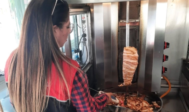 Balıkesir’de döner satış noktaları denetlendi