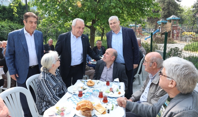 Başkan Özdemir: "Büyüklerimize olan saygımız ve sevgimiz her zaman önceliğimiz"
