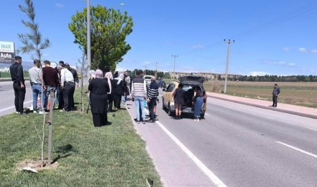 Batman'da otomobil yayalara çarptı!