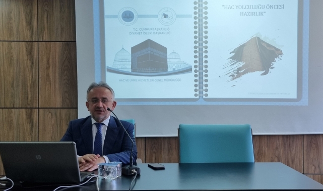 Bayburt'ta hacı adayları için seminer düzenlendi
