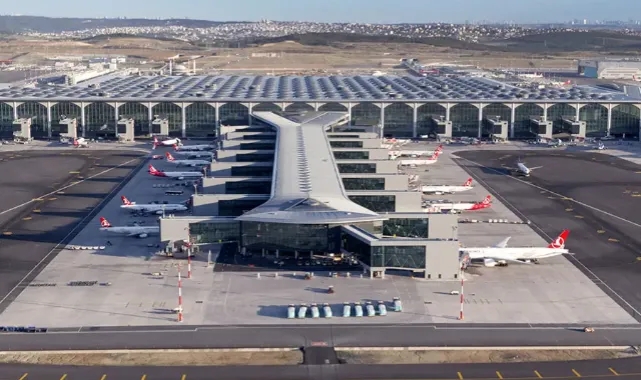 Bayram tatilinde havalimanlarında 6 milyon 107 bin 894 yolcu hizmet aldı