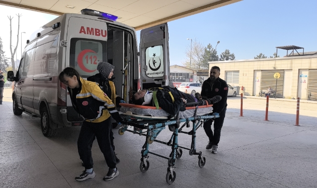 Bursa'da dengesini kaybeden işçi 5 metreden düştü