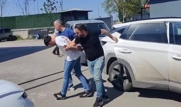 Bursa'da kuyumcuyu soymak istemişlerdi tutuklandılar!