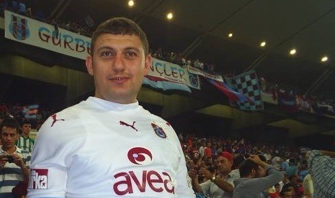 Bursa'da maç izlerken fenalaşmıştı... Tüm müdahalelere rağmen kurtarılamadı